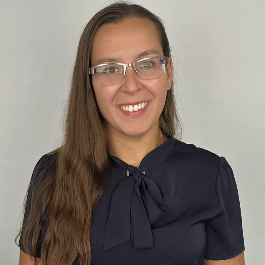 Teixeira Headshot